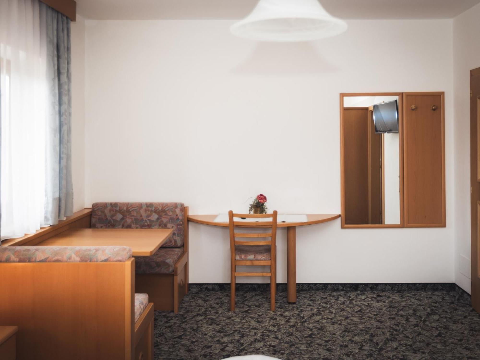 Prissianerhof Hotell Tesimo Exteriör bild