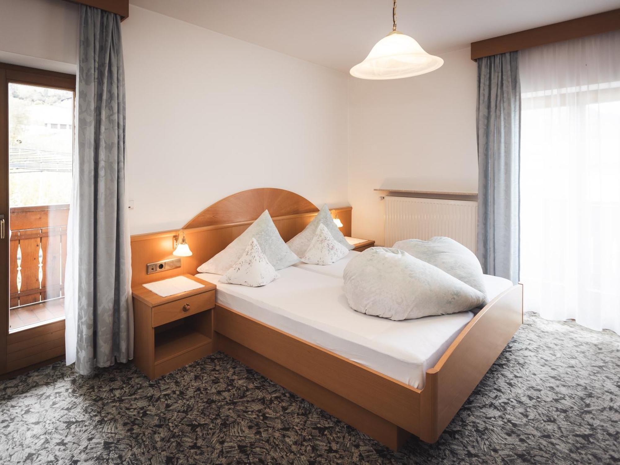Prissianerhof Hotell Tesimo Exteriör bild